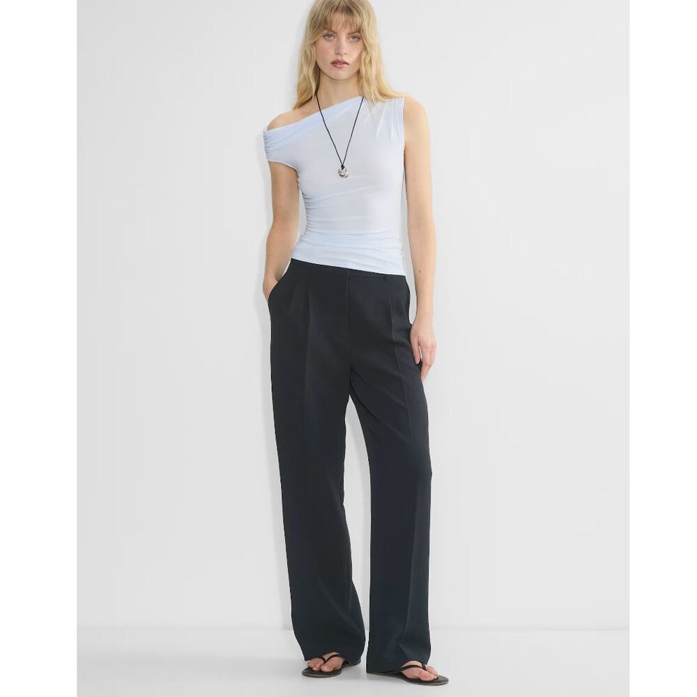 NWT Aritzia The Effortless Pant Crepette in Dark Night Navy, Size 4